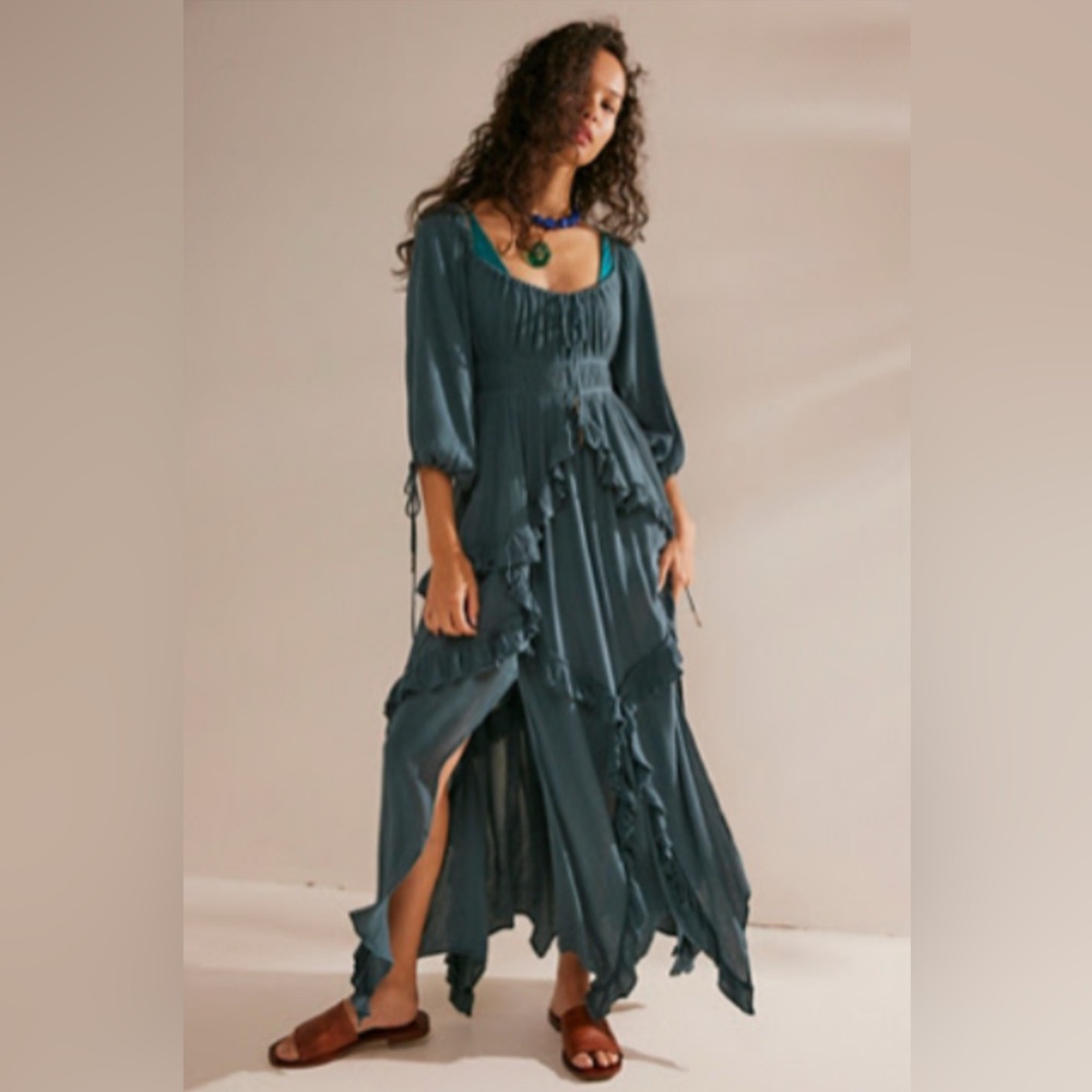 In Your Dreams Maxi Dress - Balsam